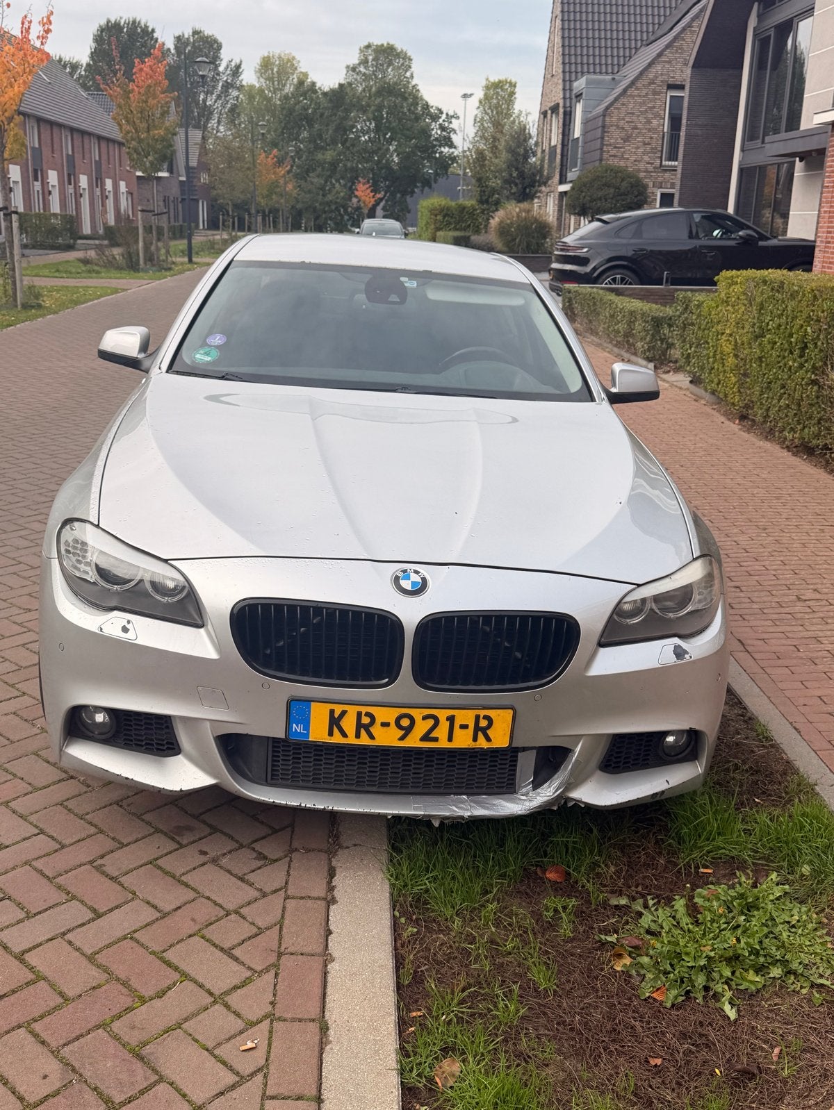 BMW 5-Serie 520i 184pk Aut. 2011 Grijs vast gelopen motor., Achterwielaandrijving, 4 cilinders, 2000 kg, Particulier
