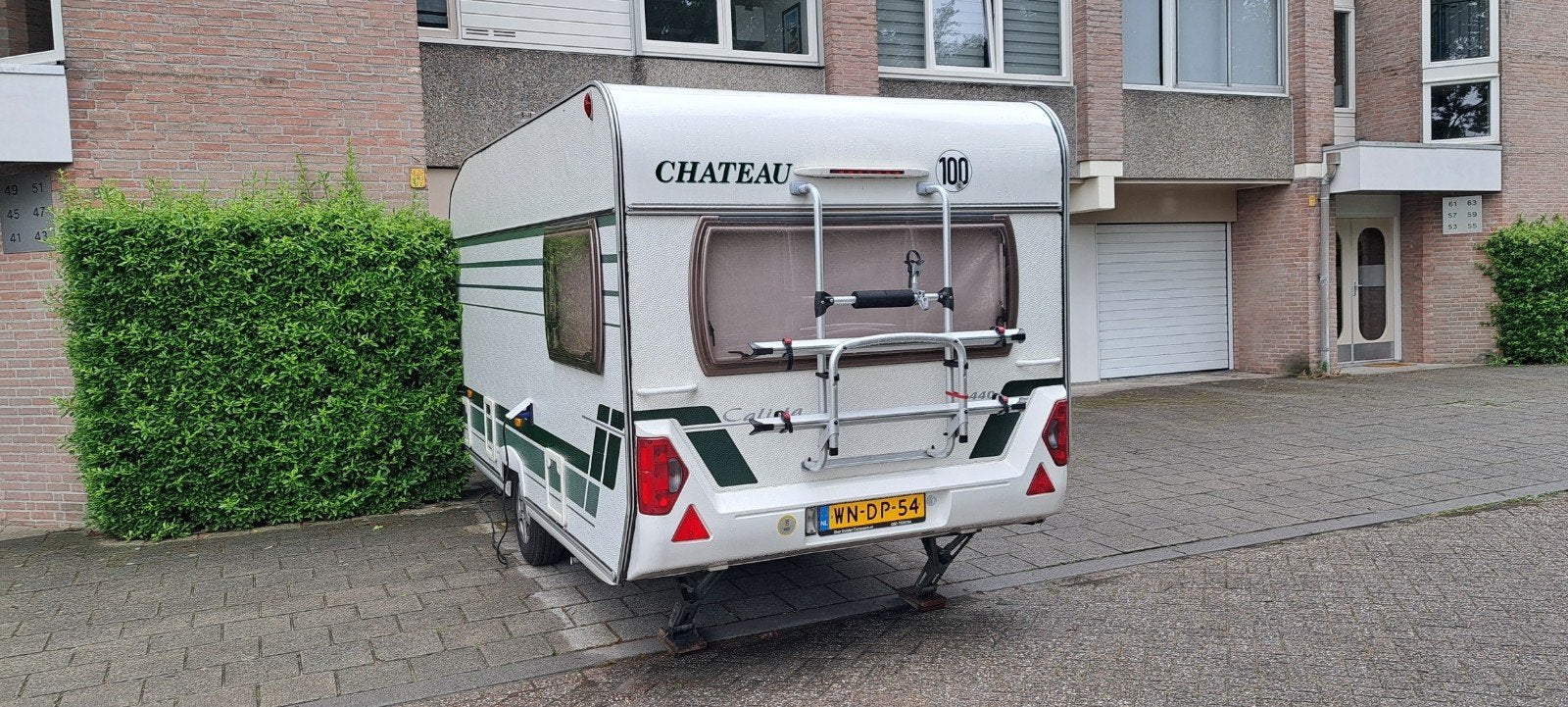 Mooie Chateau Calista CT 440 uit 2004, Caravans en Kamperen, Chateau, Treinzit, Particulier, Mover
