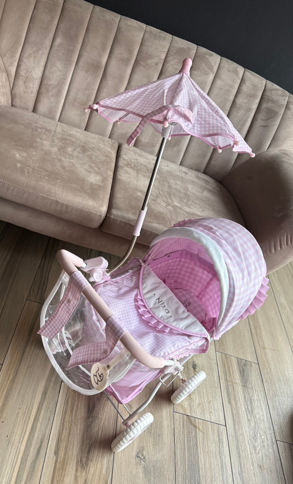 Spaanse poppenwagen, Ophalen, Zo goed als nieuw, Babypop