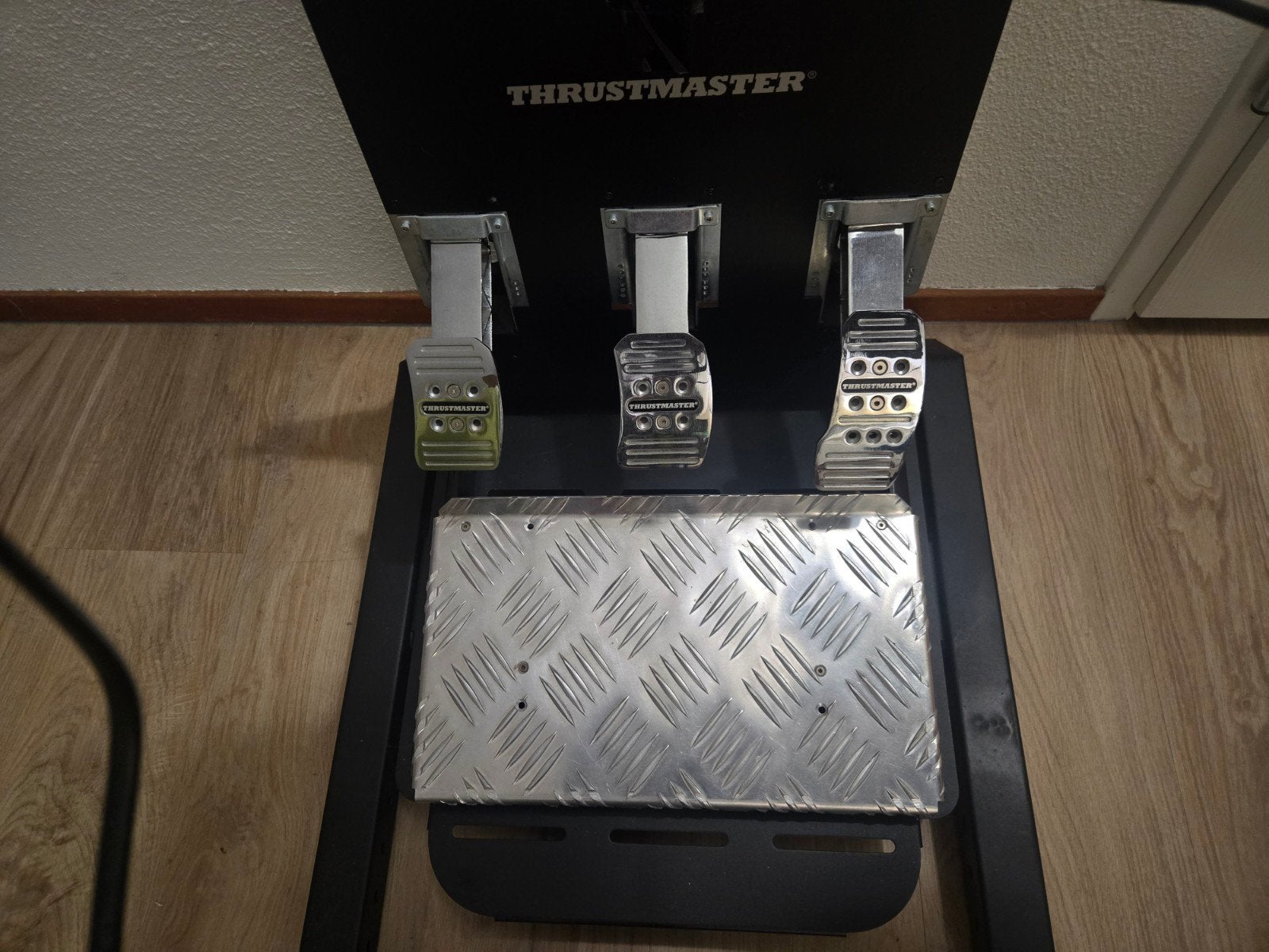 Thrustmaster T3PA-Pro Pedalen voor Thrustmaster T300/500/150, Gebruikt, 1 speler, Racen en Vliegen, Ophalen of Verzenden