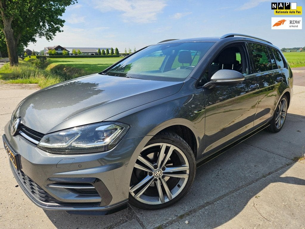 Volkswagen Golf Variant 2.0 TDI Highline Business R-LINE/ AU, Auto's, Gebruikt, 4 cilinders, 150 pk, Diesel