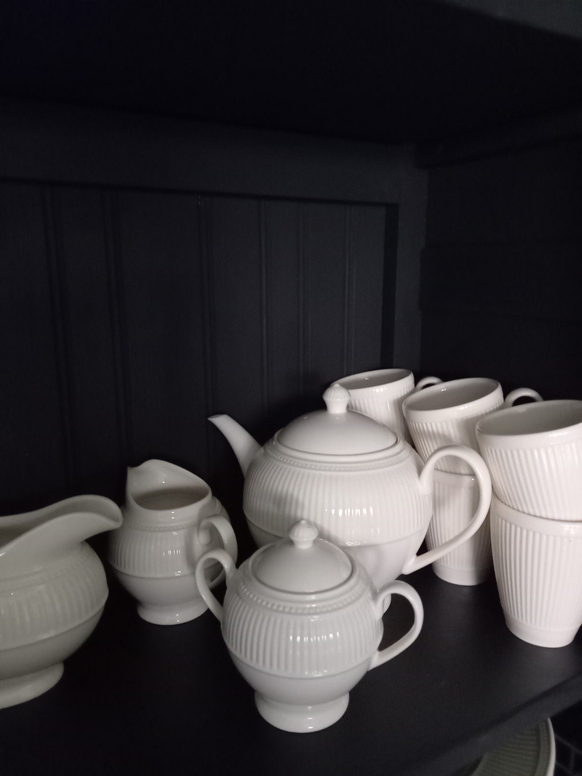Wedgwood servies - theepot, suikerpot, melkkan, sauskom, Ophalen of Verzenden