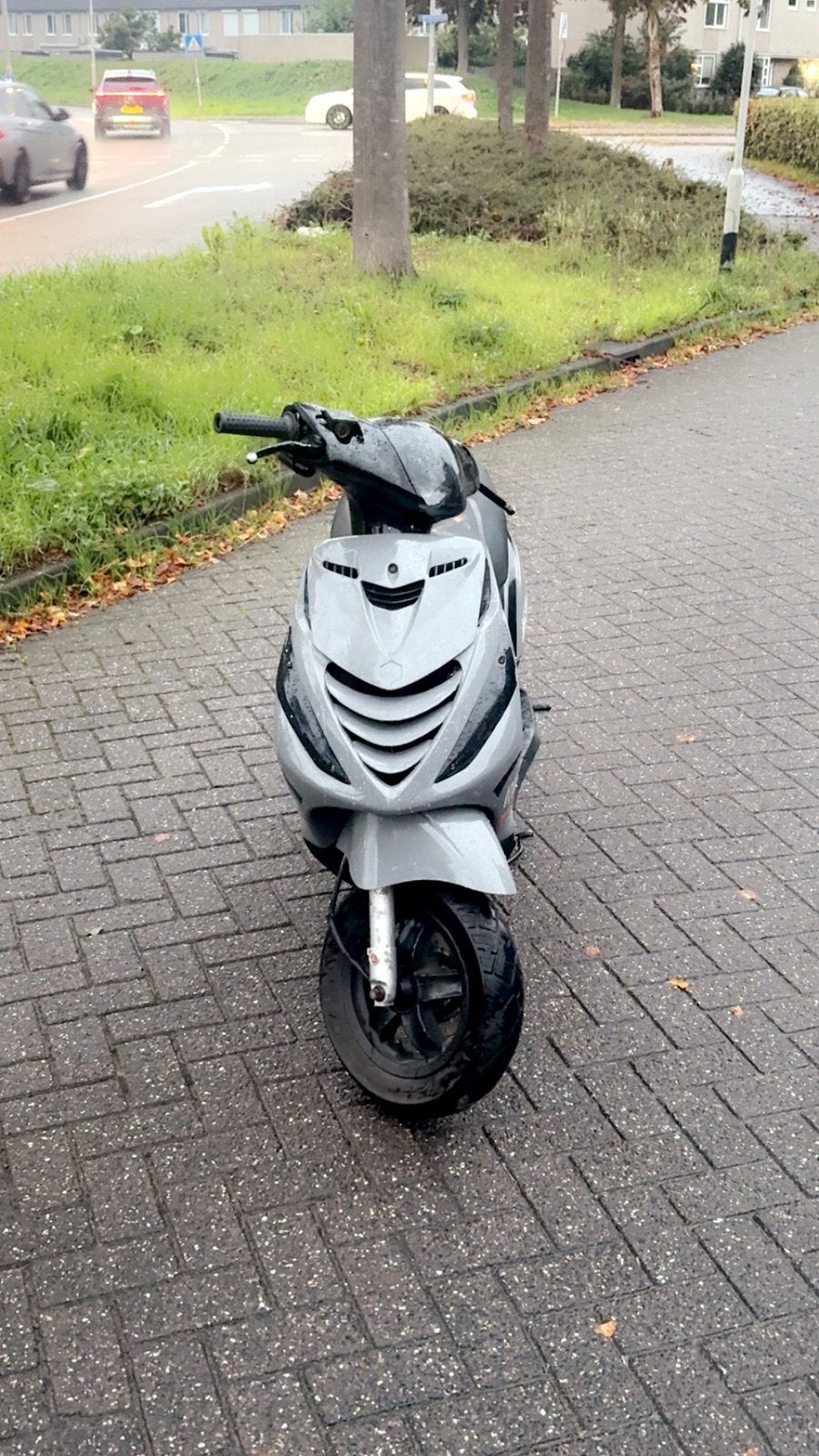 Zip 70cc mk2 op brom, Ophalen, Zo goed als nieuw, Tweetakt, Zip