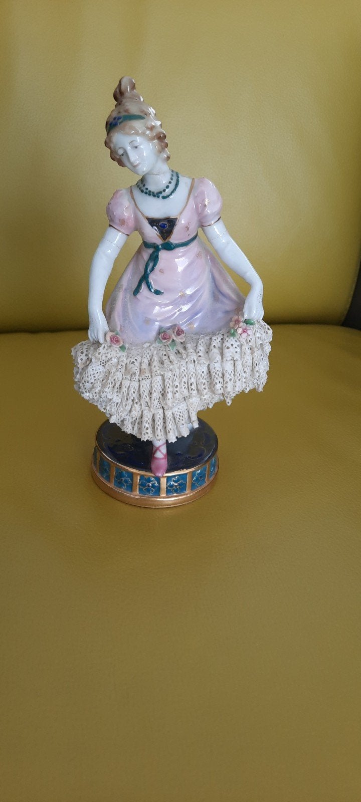 KARL ENS zeldzaam porseleinen ballerina beeldje met kant, Ophalen of Verzenden