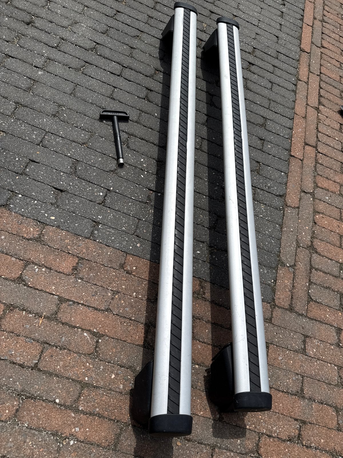 Audi A4 B8.5 Originele Dakdragers (aangepast van Q5), Ophalen, Gebruikt