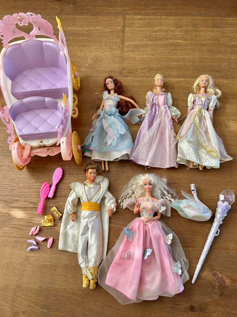 Vintage barbie prinsessen Swan lake, butterfly, pegasus, Ophalen of Verzenden, Gebruikt, Barbie
