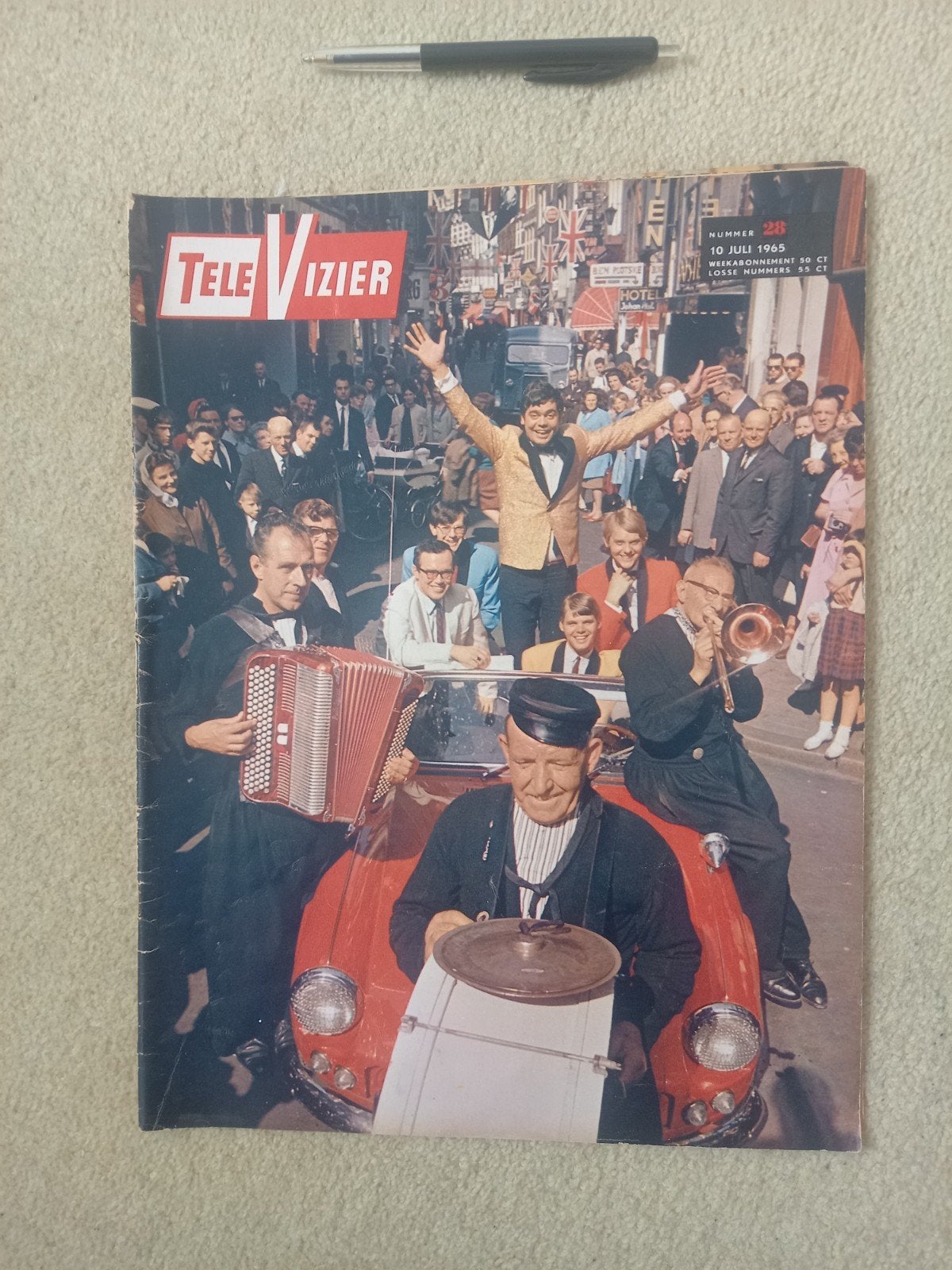 cover en artikel JOHNNY LION - Televizier 1965, Verzenden, Gebruikt, Boek, Tijdschrift of Artikel