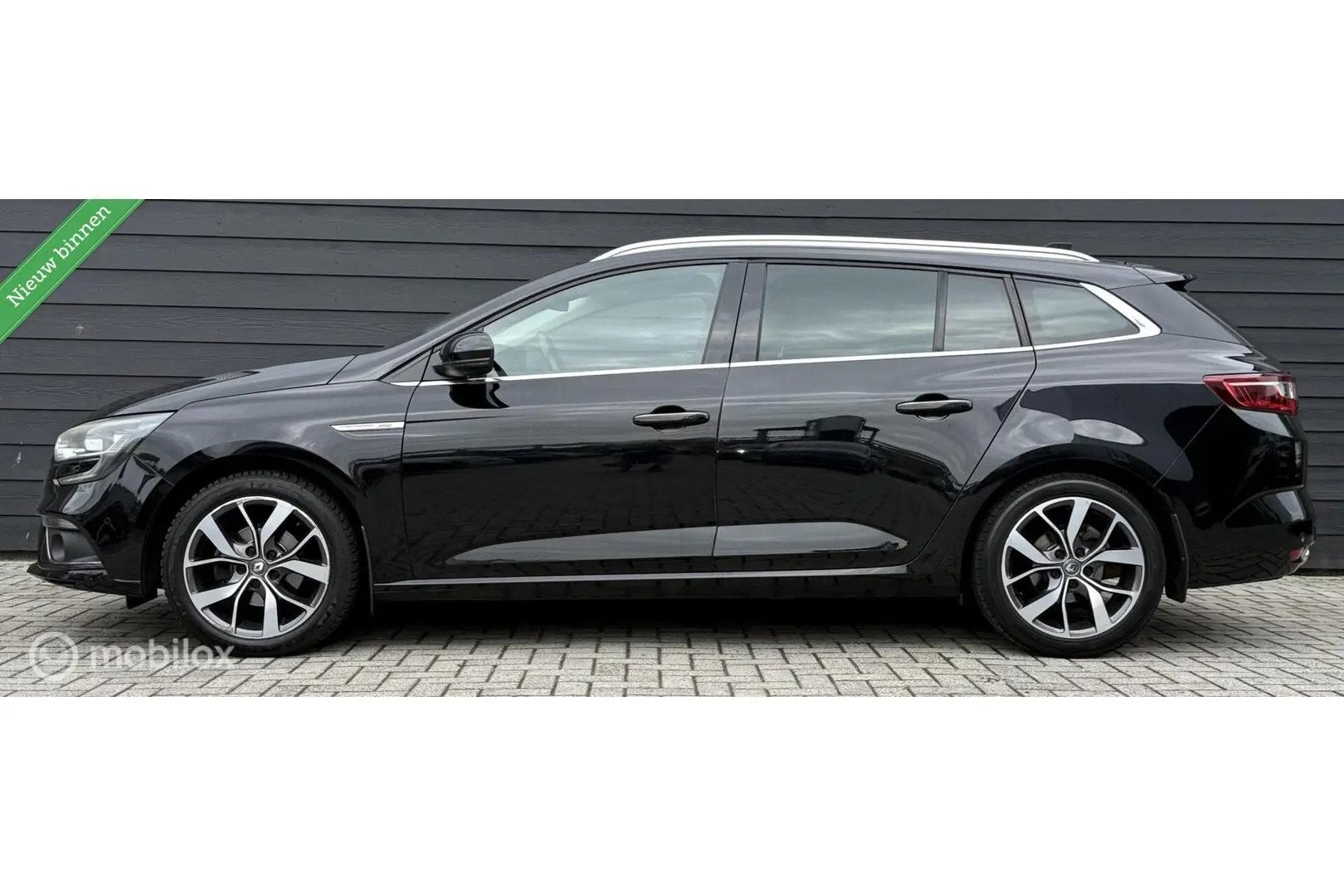 Renault Mégane Estate 1.2 TCe Bose Pano.dak/Cam € 7.750,0, 101 pk, Gebruikt, 680 kg, 1198 cc