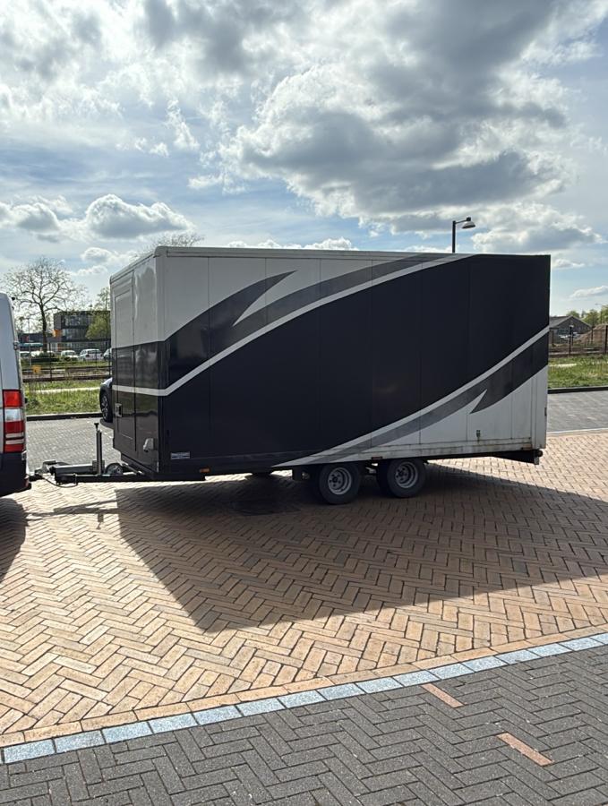 Race Trailer / Gesloten Aanhangwagen, Ophalen, Gebruikt