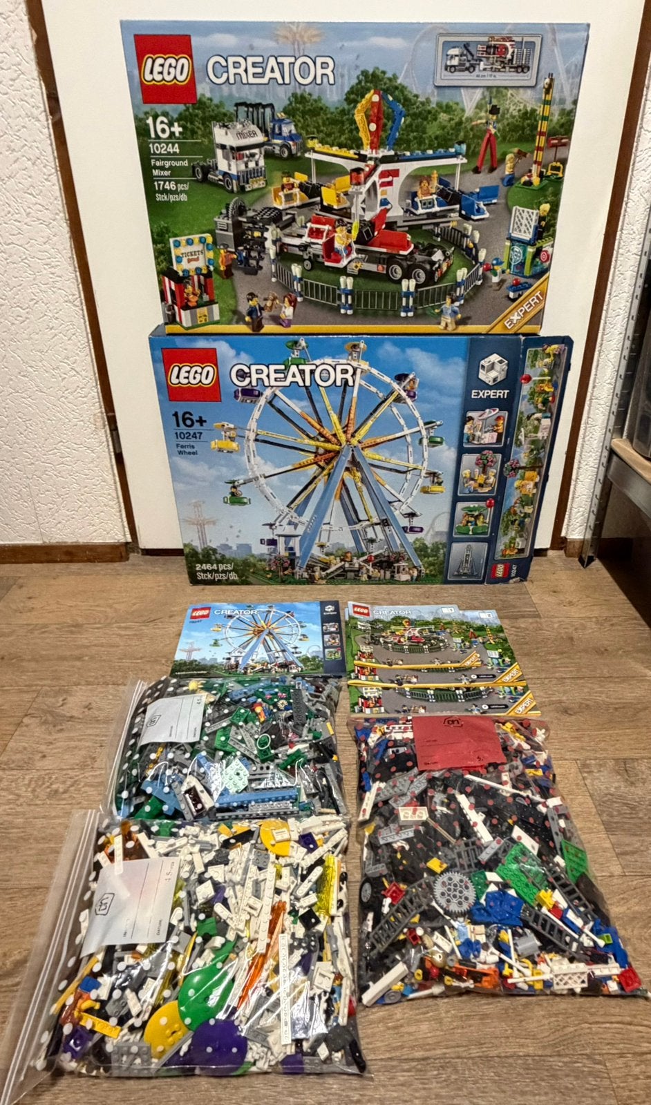 Lego Creator sets 10244 + 10247 inclusief dozen, Lego, Inclusief extra onderdelen, Ophalen of Verzenden, Zo goed als nieuw