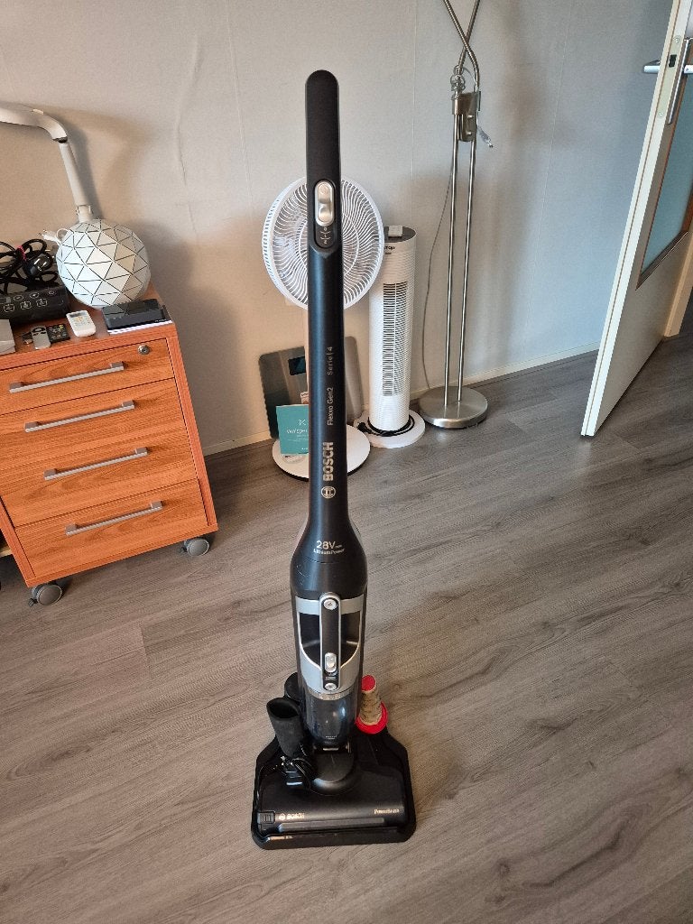 Bosch Steelstofzuiger, Witgoed en Apparatuur, Ophalen, Gebruikt, Bosch, Reservoir