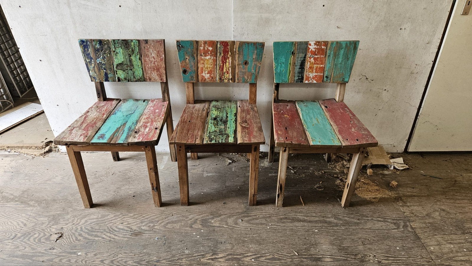 3x Stevige sloophouten stoelen - Loods 5 stijl, Ophalen