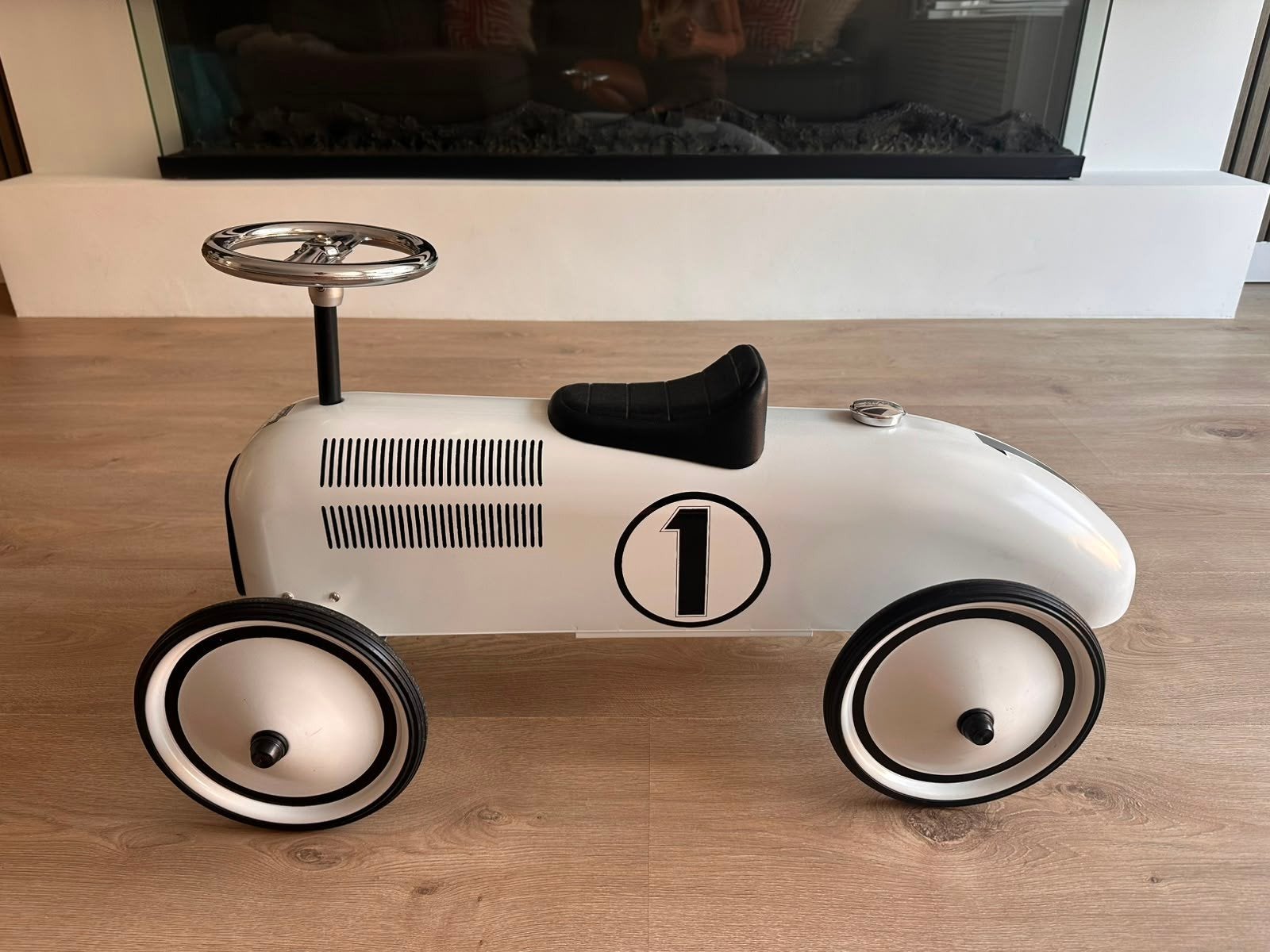 Prachtige loopauto, Ophalen, Zo goed als nieuw