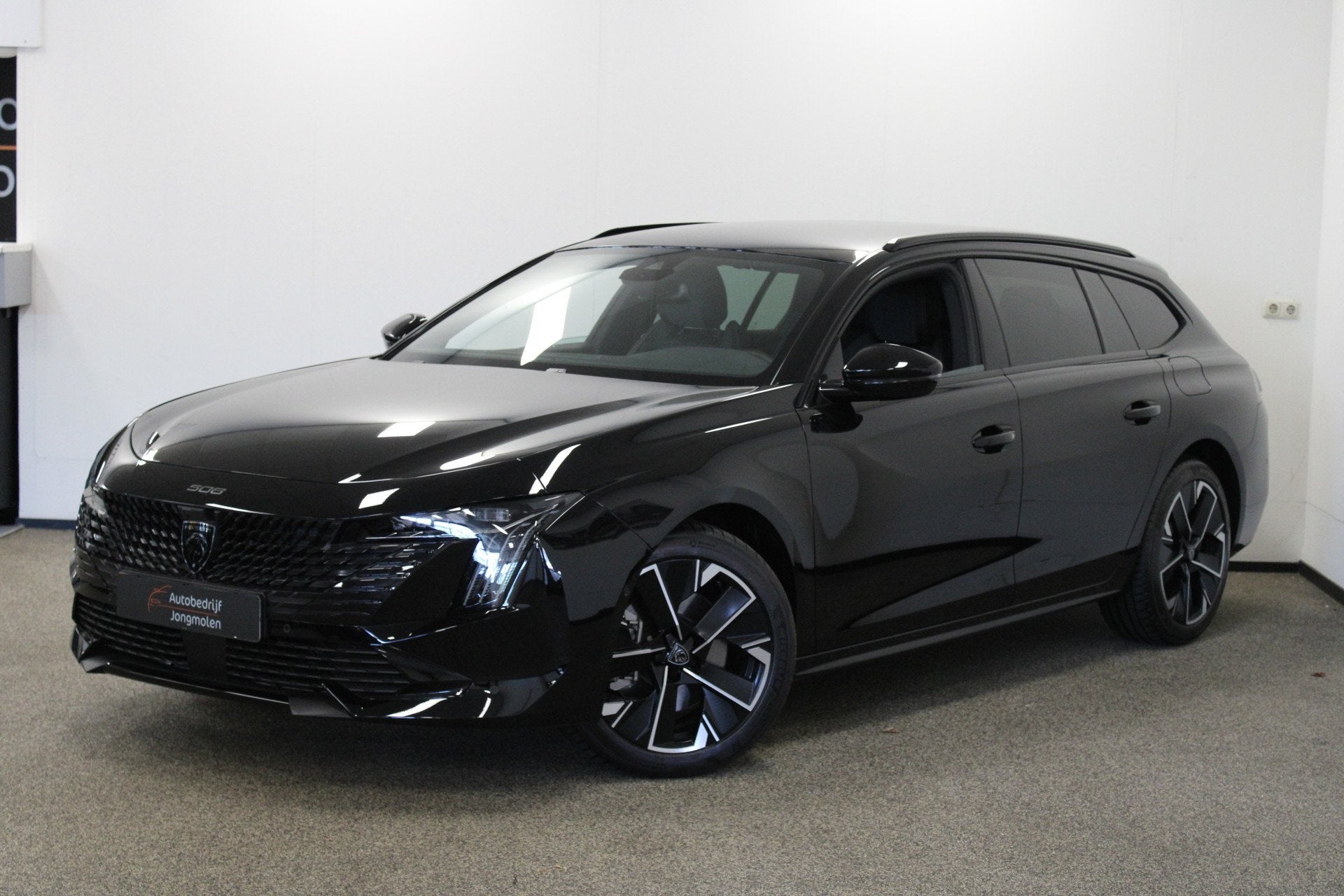 Peugeot 508 SW 1.6 HYbrid 180 Allure (bj 2025, automaat), Euro 6, 4 cilinders, Leder en Stof, Zwart