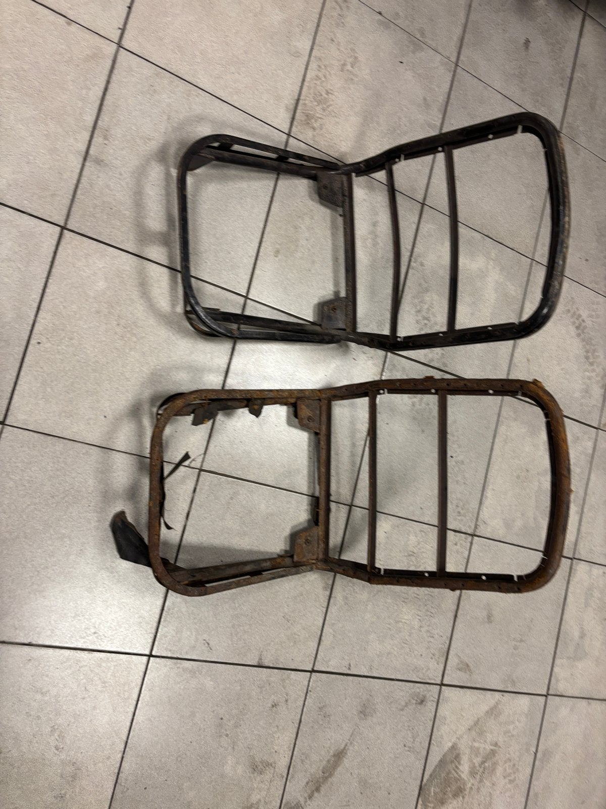 Triumph TR4A Stoelframes - Links en Rechts, Ophalen of Verzenden, Gebruikt, Triumph