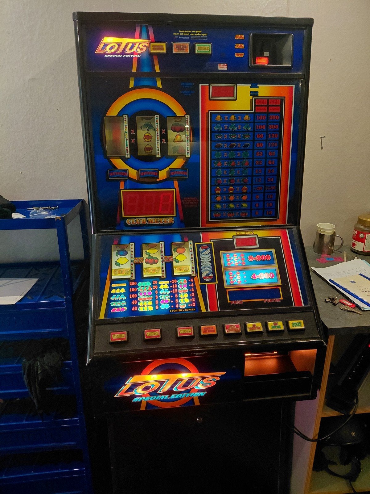 Lotus gokkast/ fruitautomaat, Verzamelen, Automaten | Gokkasten en Fruitautomaten, Euro, Ophalen of Verzenden, Gebruikt