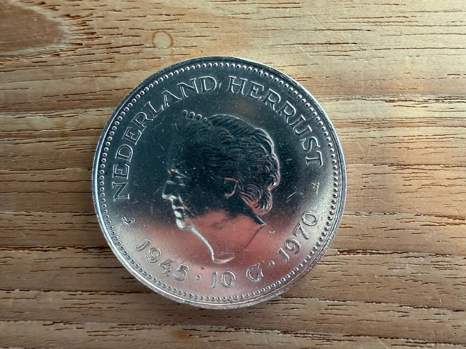 Zilveren 10 gulden munt: Nederland Herrijst (1970), Koningin Juliana, Zilver, Ophalen of Verzenden, Losse munt