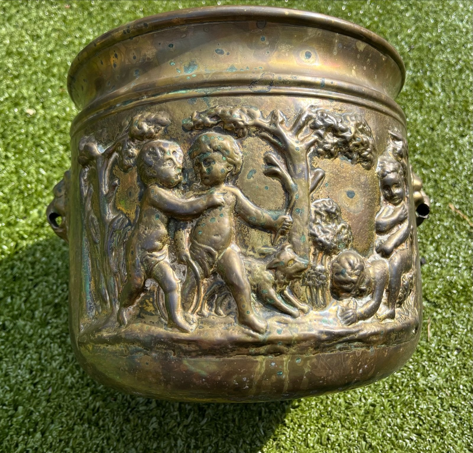 Grote koperen bloempot met reliëf, Ø 26 cm, Ophalen of Verzenden, Koper