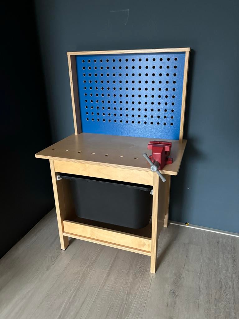 IKEA Speelgoed Werkbank met stevig materiaal en bak, Ophalen, Zo goed als nieuw, Jongen of Meisje
