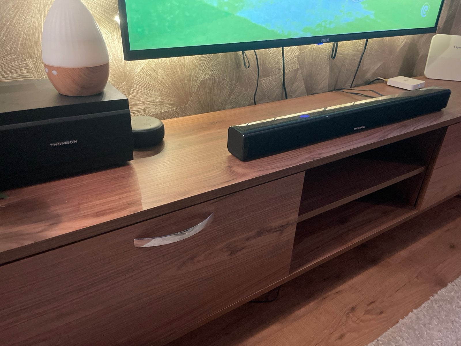 Thomson Soundbar - Uitstekende geluidskwaliteit, Ophalen, Zo goed als nieuw