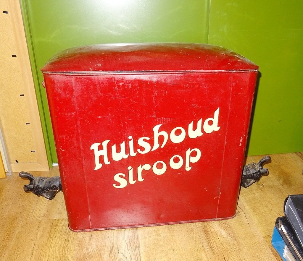 Tap container voor Huishoud Siroop Kruidenierszaak, Ophalen, Reclamebord