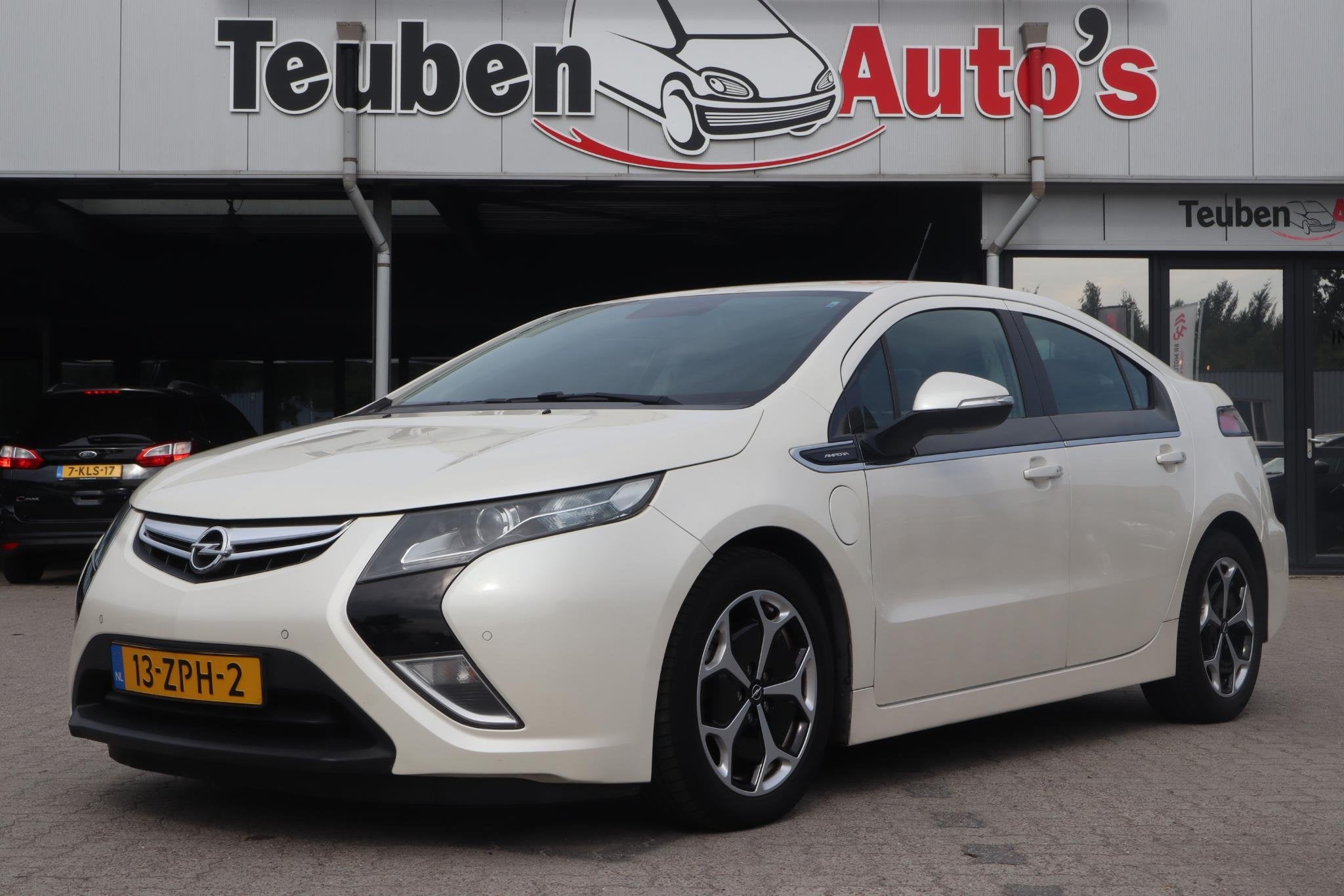 Opel Ampera 1.4 Plug-in Hybride | Camera | Leder | Camera |, Euro 5, 4 cilinders, 16 kWh, 4 stoelen