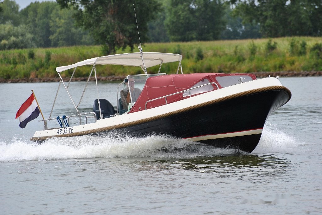Bellus 750, 128 PK snelvarende motorboot / sloep, Gebruikt, Binnenboordmotor, Rondzit, Diesel