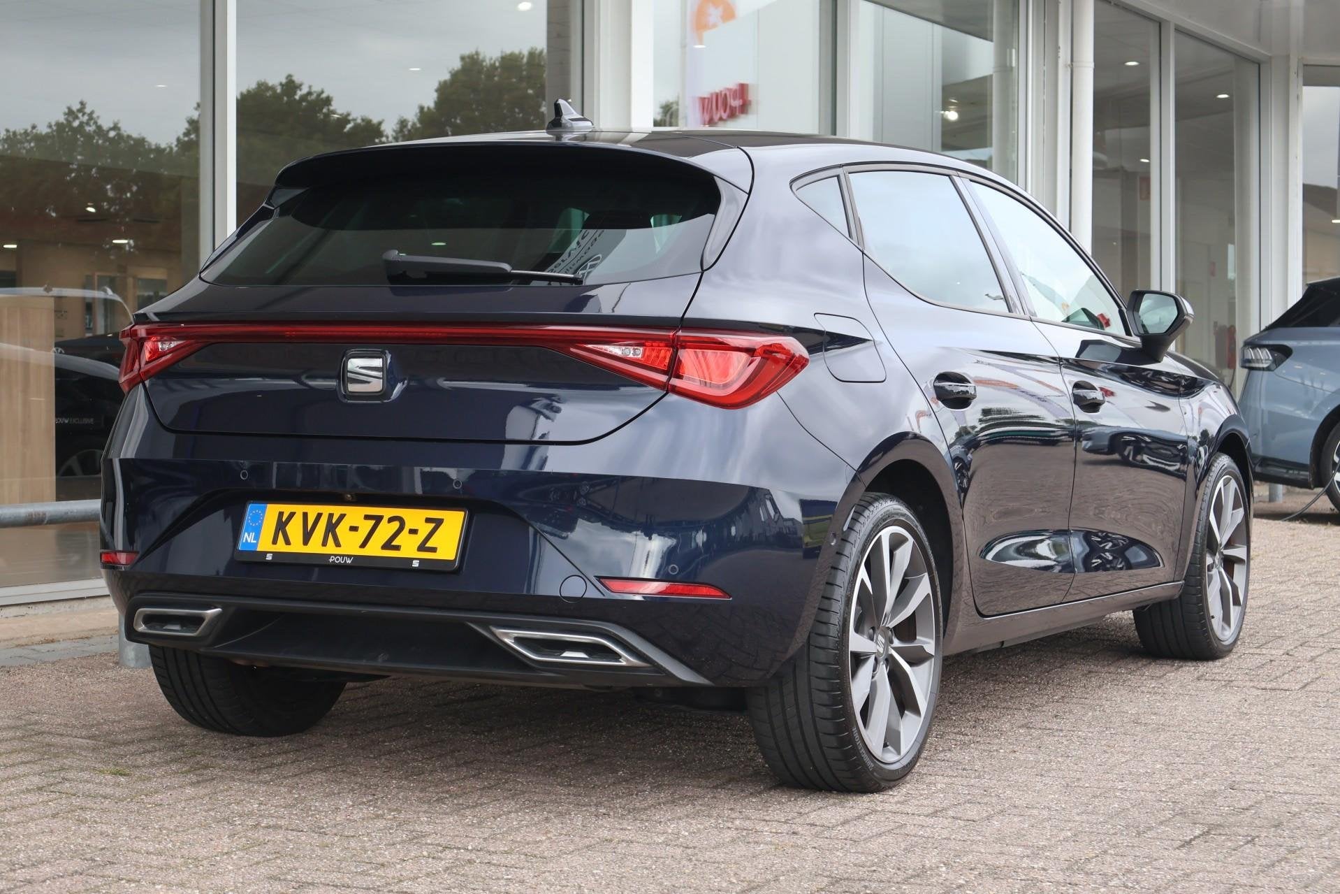 SEAT Leon 1.4 TSI eHybrid 204pk PHEV FR Business Intense | S, Auto's, 12 maanden, Stof, Gebruikt, 4 cilinders