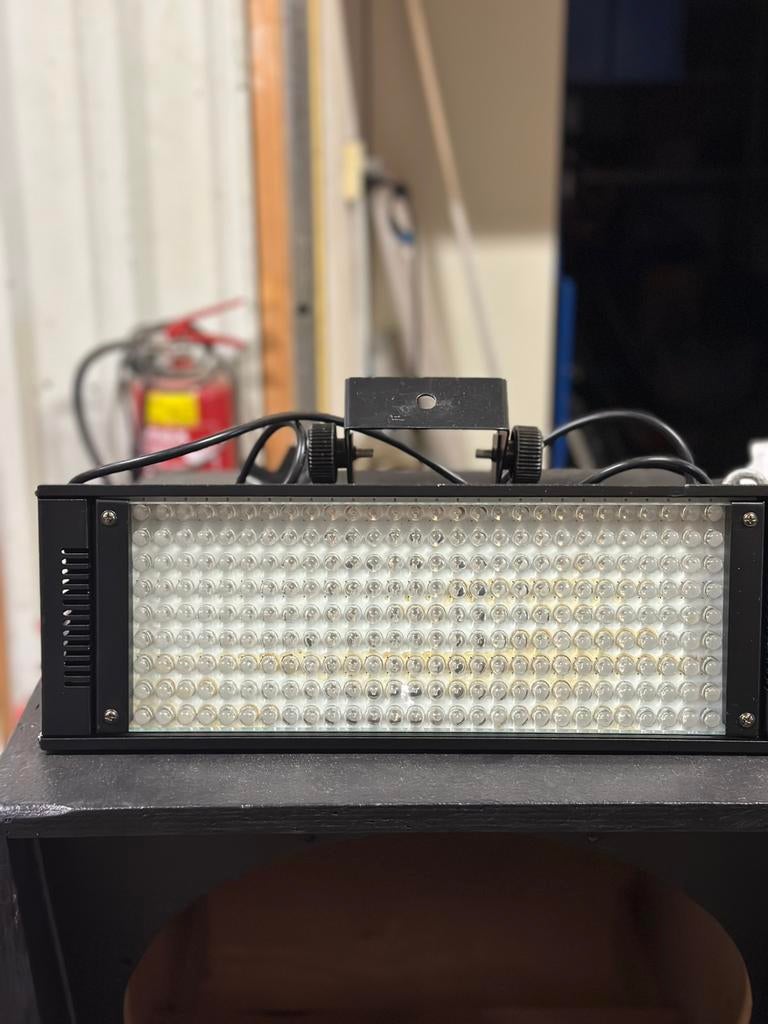 Eurolite led floodlight 252 RGB, Muziek en Instrumenten, Licht en Laser, Geluidgestuurd, Ophalen of Verzenden, Zo goed als nieuw