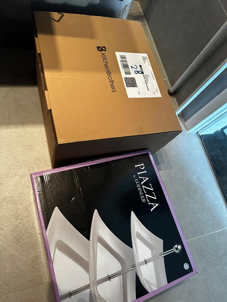 FREE/GRATIS Sturdy Boxes, Ophalen of Verzenden