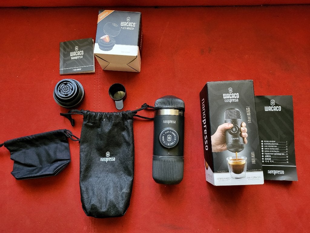 Wacaco Nanopresso + NS Nespresso adapter + 35 nespressocups, Ophalen of Verzenden, Nieuw, Koffiemachine, Gemalen koffie