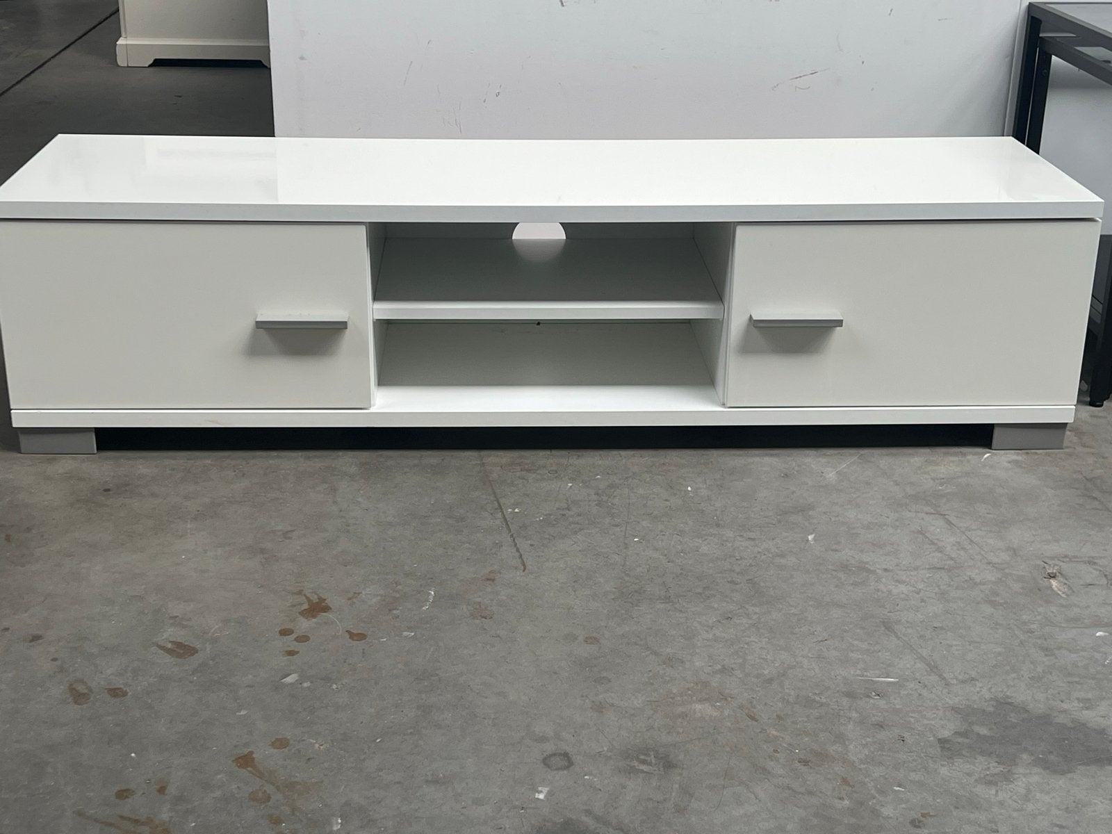 Mooi wit hoogglans meubel 140x39x34 cm, Ophalen, Zo goed als nieuw, Nvt, Nvt