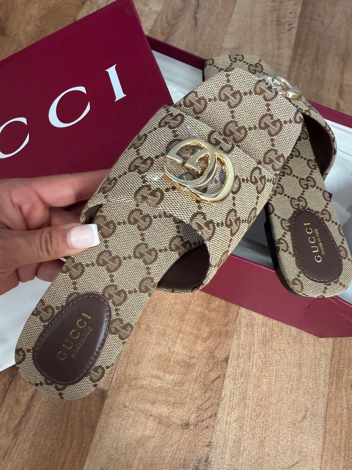 Gucci Dames slipper, Ophalen of Verzenden, Nieuw, Zwart, 80 tot 90 cm