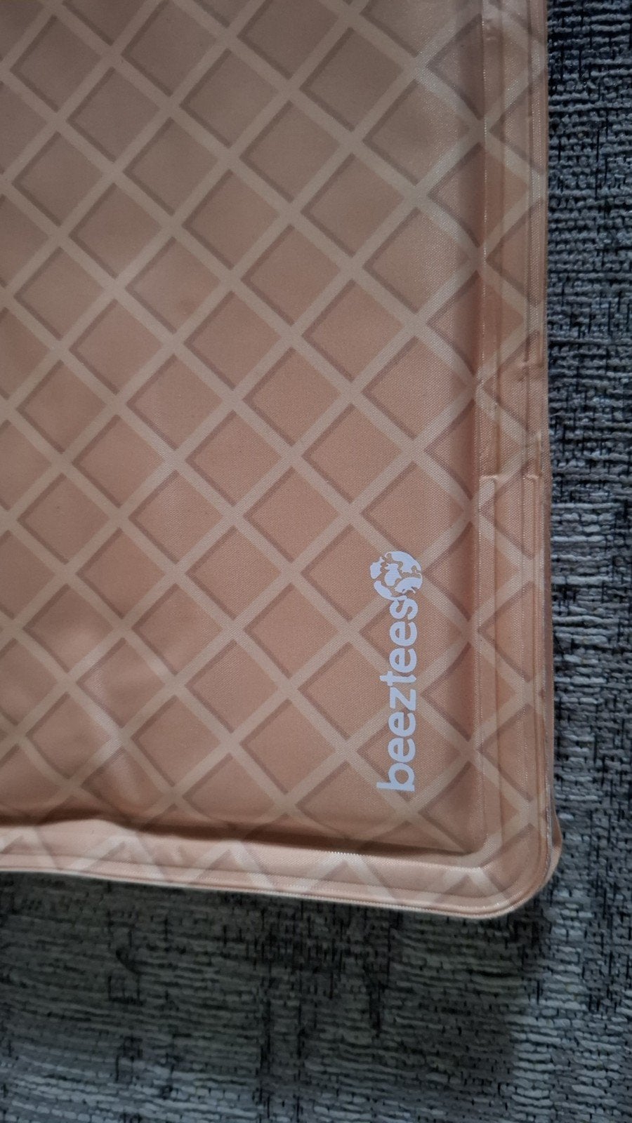 Koelmat met bed, Computers en Software, Laptophoezen, Ophalen, Zo goed als nieuw