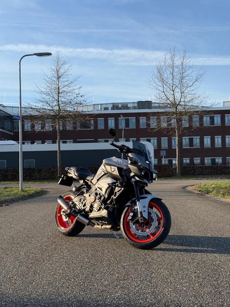 Yamaha MT-10 2020 23000km - Volledig SC-Project uitlaat, Motoren, Sportuitlaat, 4 cilinders, Motorrijbewijs A, Bedrijf