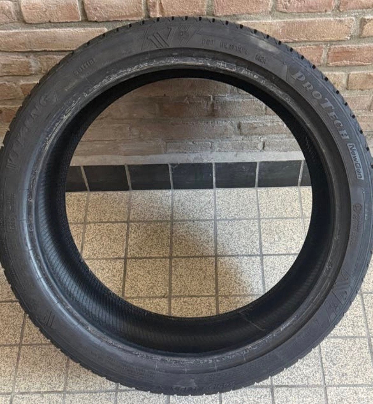 Viking ProTech NewGen 245/45R19 Zomerband, Auto diversen, Ophalen of Verzenden, Gebruikt