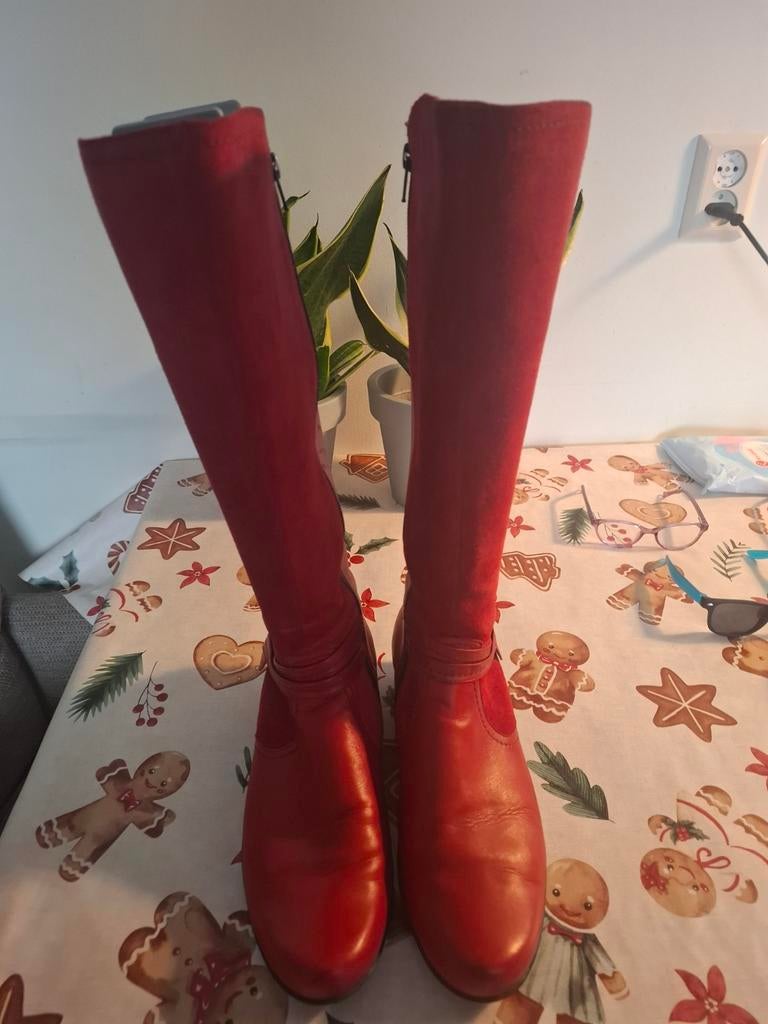 Durea laarzen rood maat H7,5, Hoge laarzen, Durea, Ophalen of Verzenden, Zo goed als nieuw