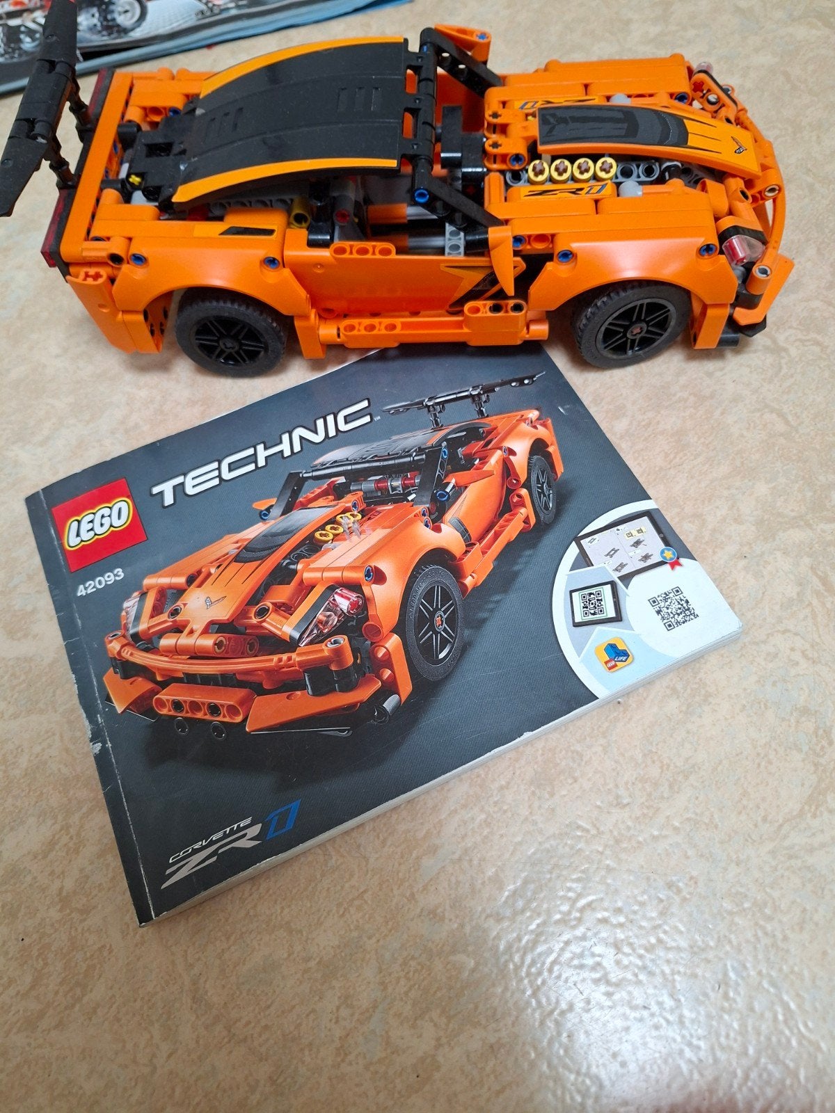 LEGO Technic Corvette ZR1 (42093) - Oranje sportwagen, Ophalen, Zo goed als nieuw, Overige merken