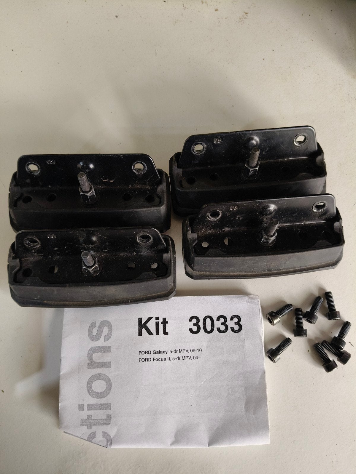 Thule kitset 3033 Ford Galaxy Ford focus MPV 5drs 2004-2011, Ophalen of Verzenden, Gebruikt