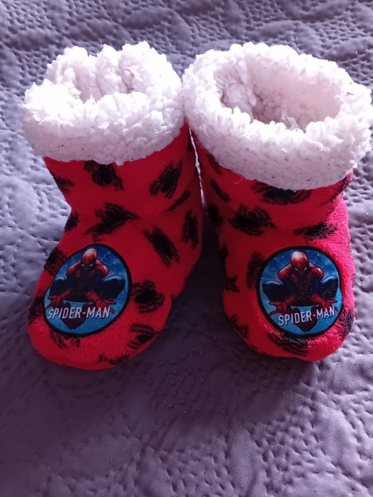 Spiderman sloffen Marvel maat 25-26 met antislip, Ophalen of Verzenden, Gebruikt, Marvel, Jongen