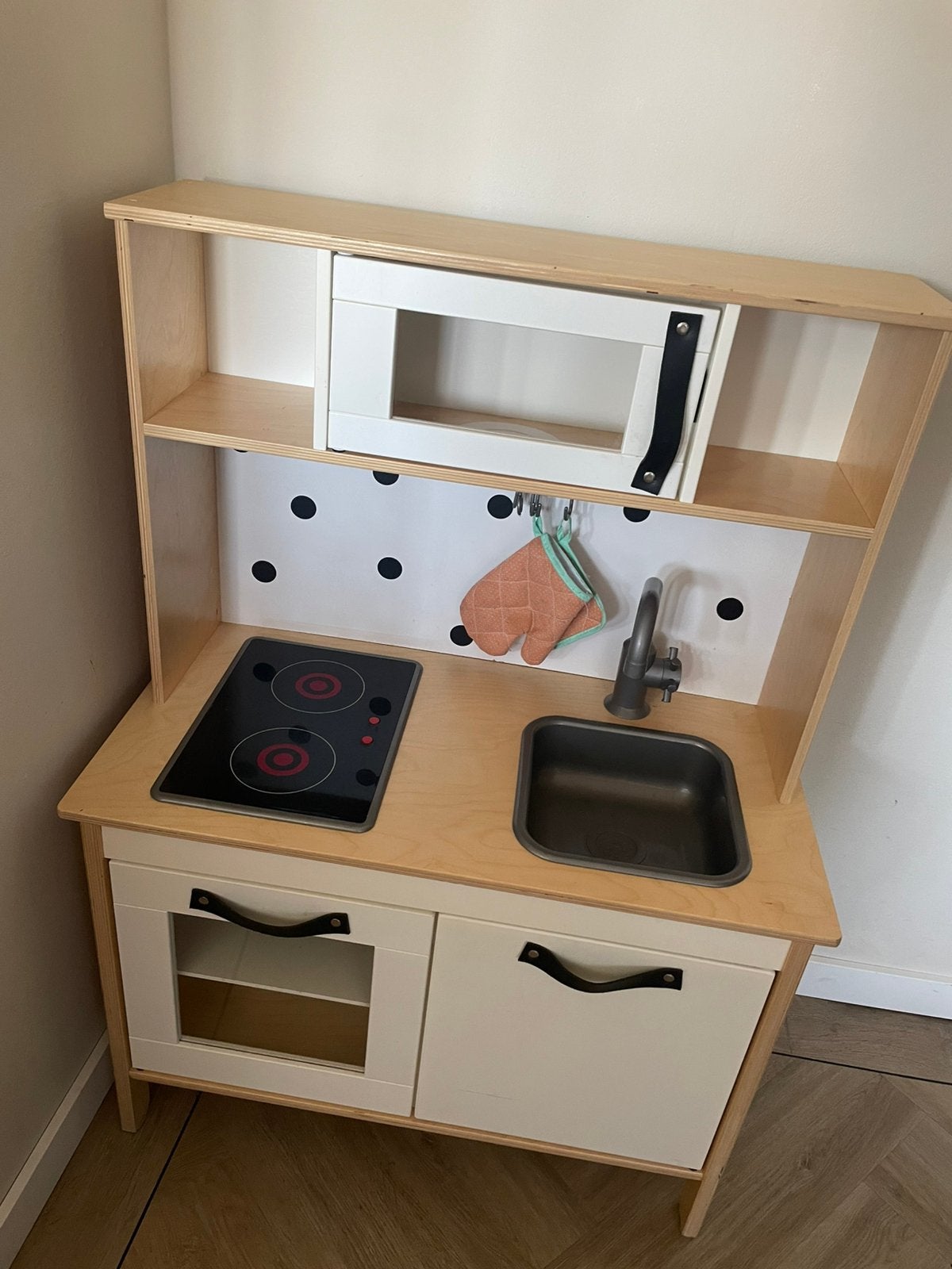 Keurig keukentje van Ikea, Ophalen, Zo goed als nieuw, Hout, Speelkeuken