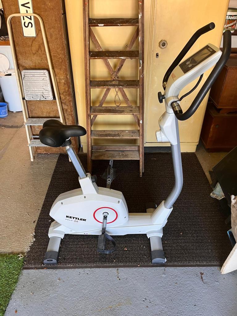 Hometrainer, Ophalen, Zo goed als nieuw, Hometrainer