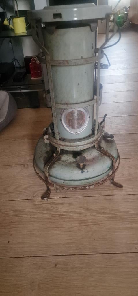 Vintage Petroleumkachel - Nieuwe kous, Gebruikt, Overige brandstoffen, Petroleumkachel, Ophalen of Verzenden