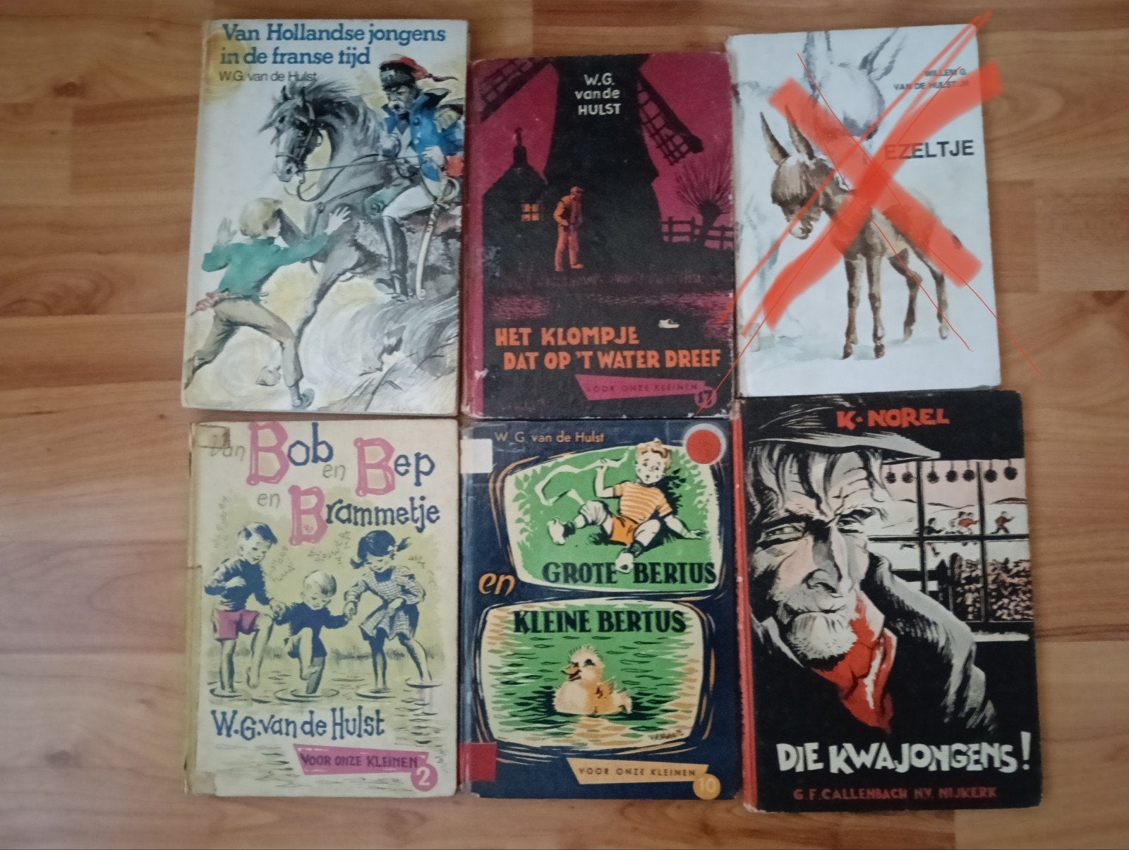 Diverse Vintage Kinderboeken - oa W.G. van de Hulst,, Ophalen of Verzenden, Gelezen, Fictie algemeen