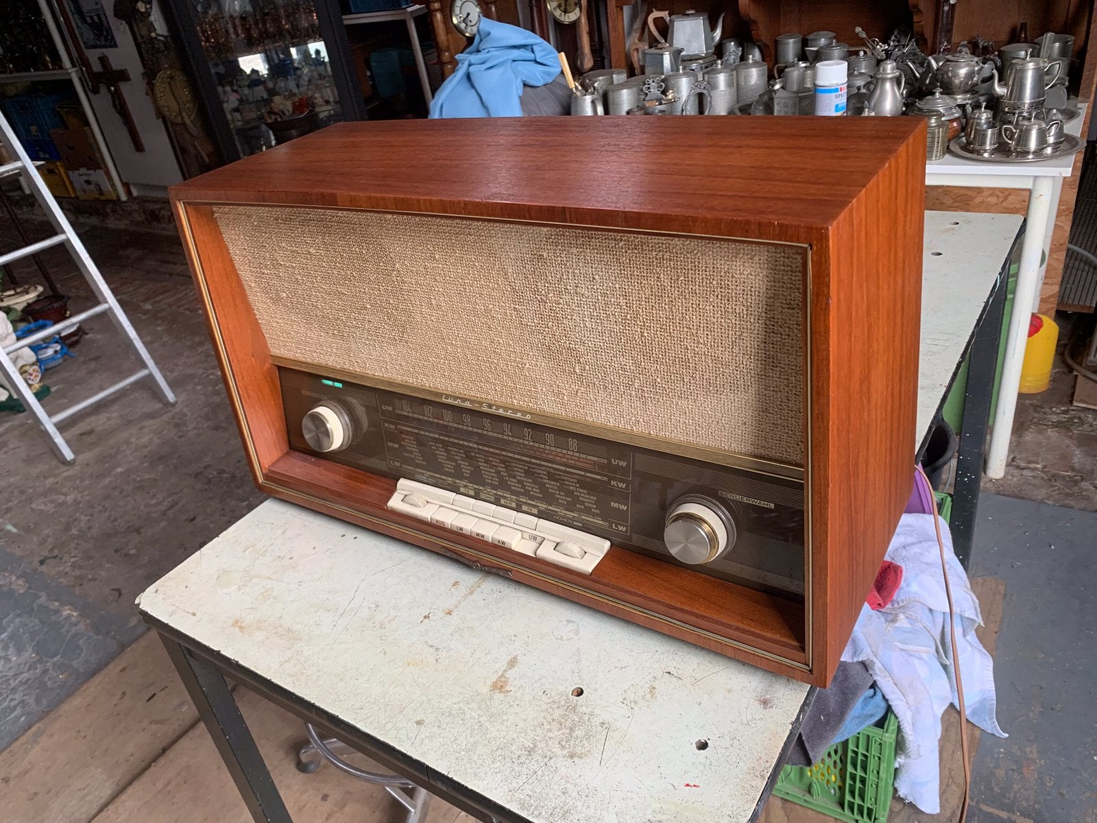 2  werkende buizen radio’s, Ophalen