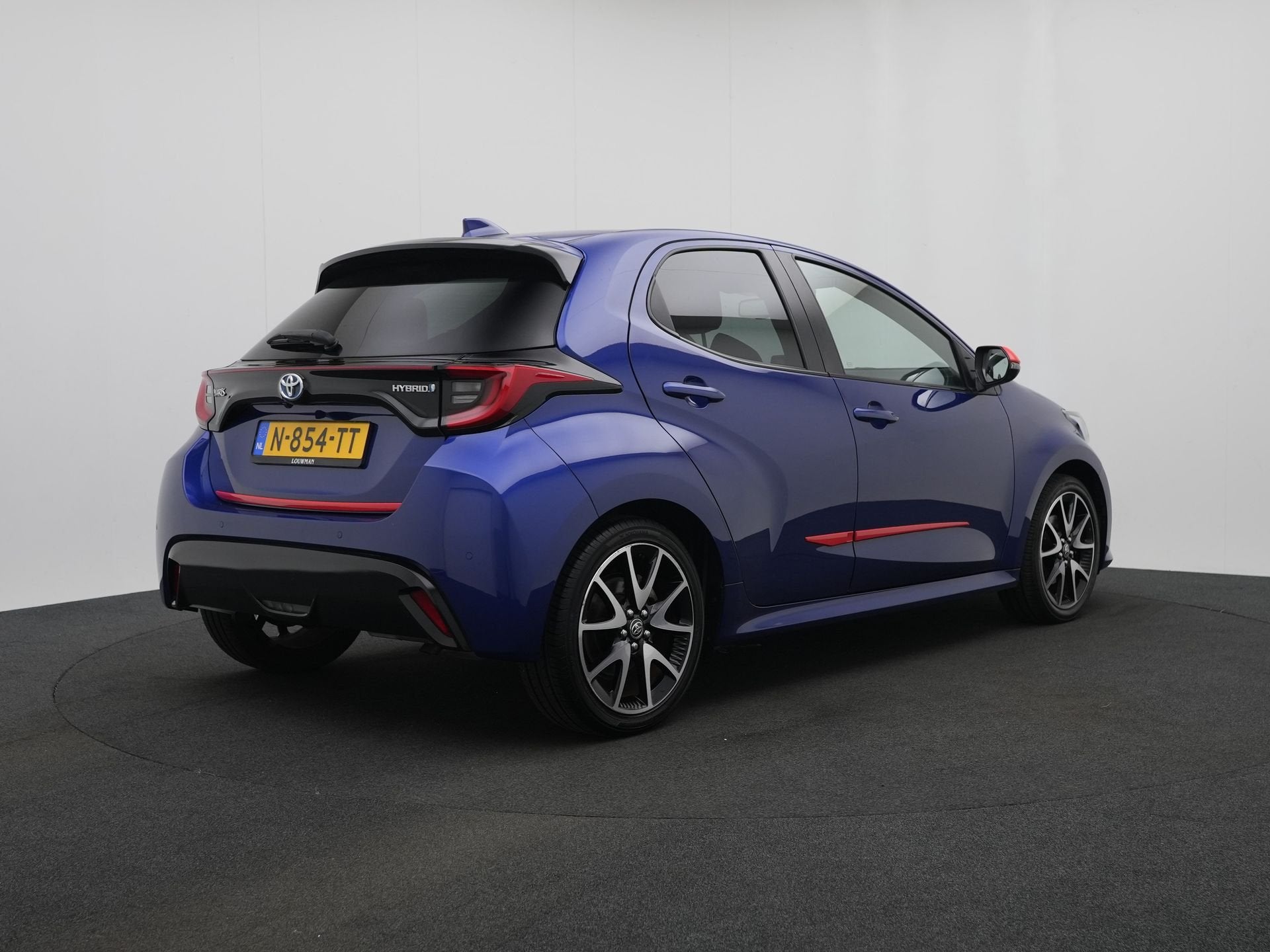 Toyota Yaris 1.5 Hybrid Executive Panoramadak | Premium Audi, Auto's, 12 maanden, 450 kg, Gebruikt, Euro 6
