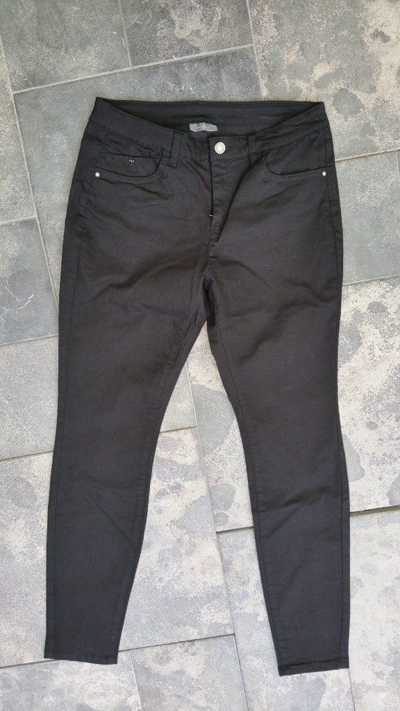 Yessica – zwarte broek maat 38, Maat 38/40 (M), Zwart, Nieuw, Ophalen of Verzenden