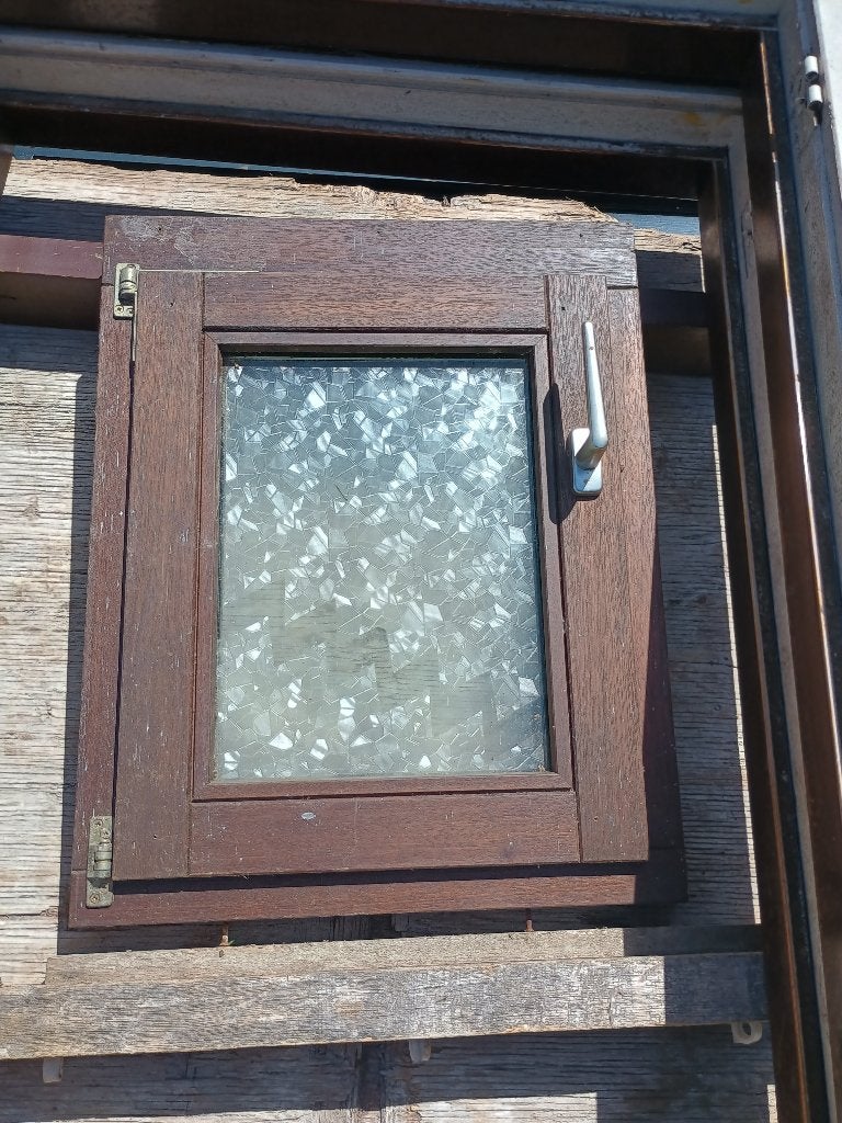 Klein raamkozijn met raam en glas, Ophalen, Gevelraam of Ruit, Gebruikt, Minder dan 80 cm