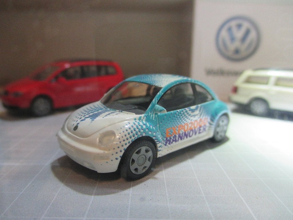 Volkswagen New Beetle - Wiking EXPO 2000 Hannover Limited Ed, Ophalen of Verzenden, Nieuw, Auto, Wiking