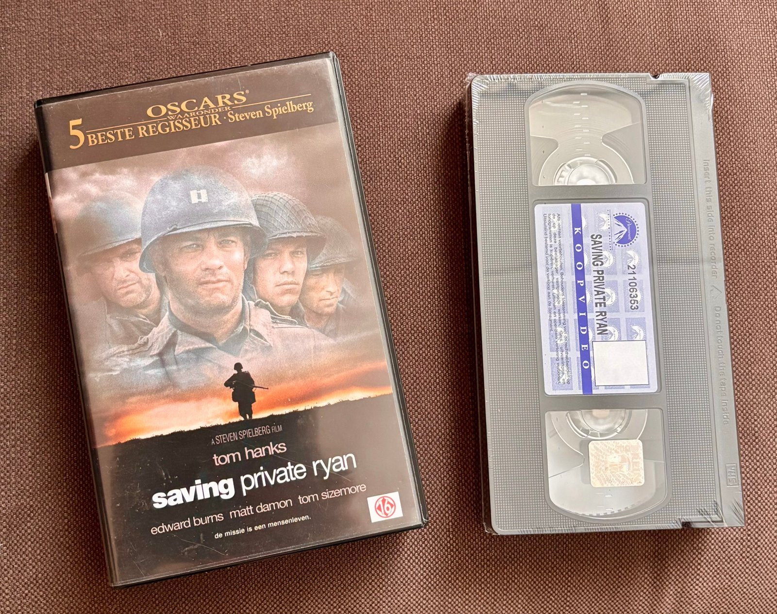 VHS - video band Saving Private Ryan nieuw, Cd's en Dvd's, Vanaf 16 jaar, Ophalen of Verzenden, Zo goed als nieuw, Actie en Avontuur